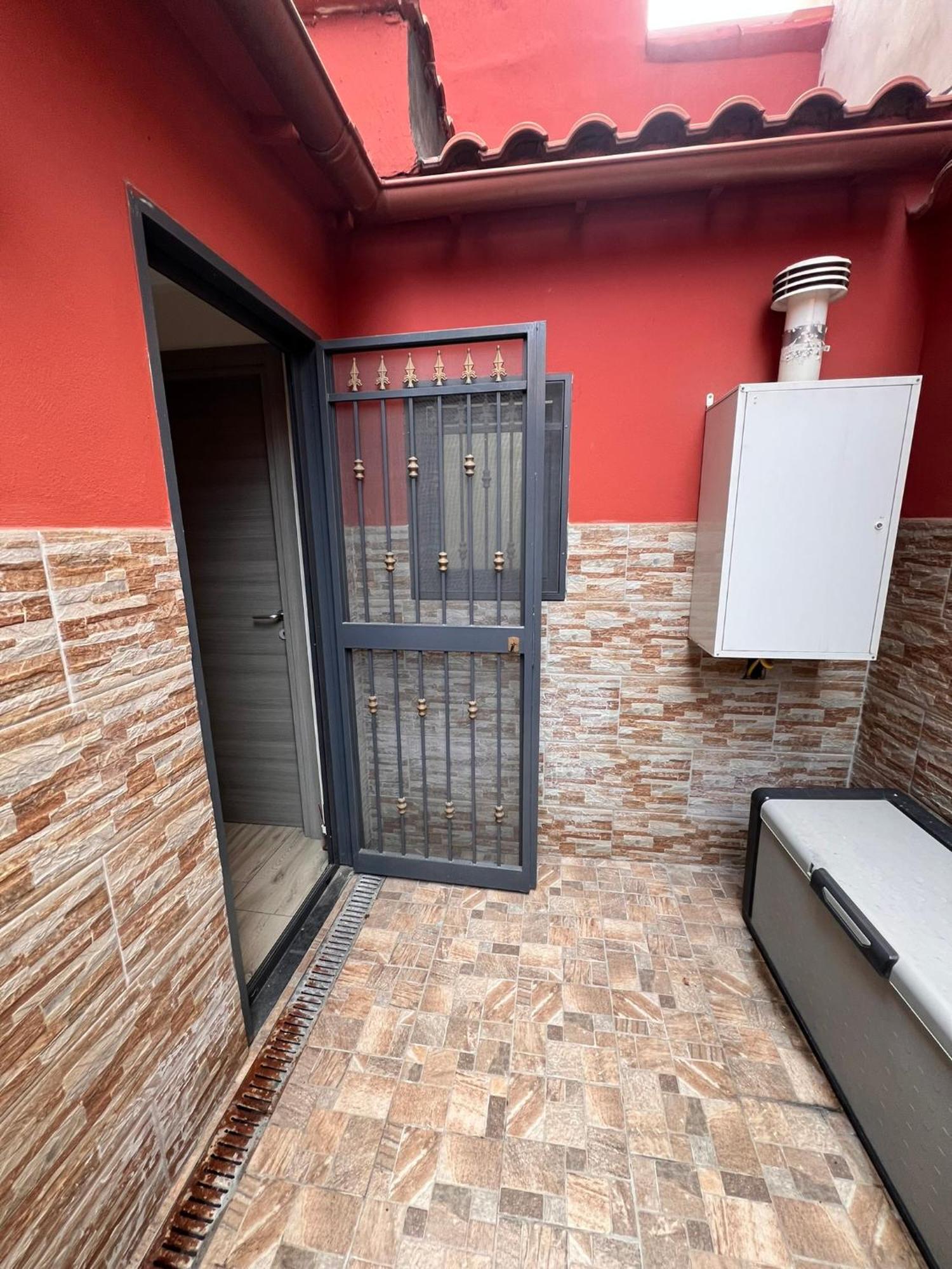 Mary House Apartments Catania Bagian luar foto